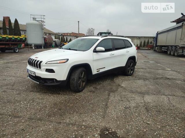 Білий Джип Cherokee, об'ємом двигуна 3.24 л та пробігом 73 тис. км за 15900 $, фото 24 на Automoto.ua