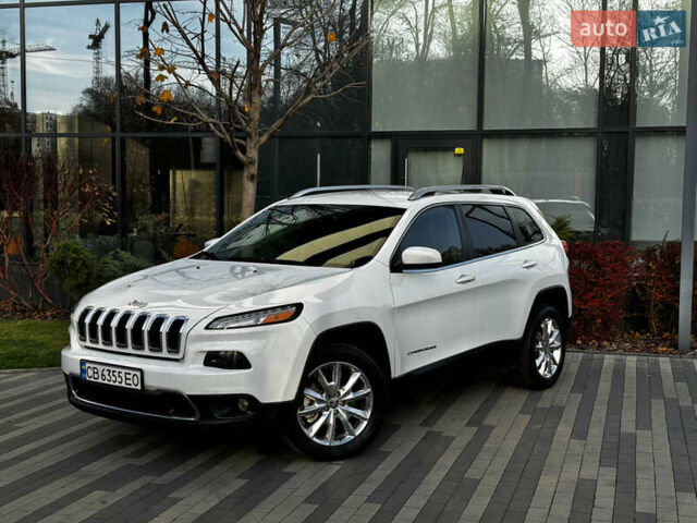 Білий Джип Cherokee, об'ємом двигуна 2.36 л та пробігом 155 тис. км за 13900 $, фото 5 на Automoto.ua