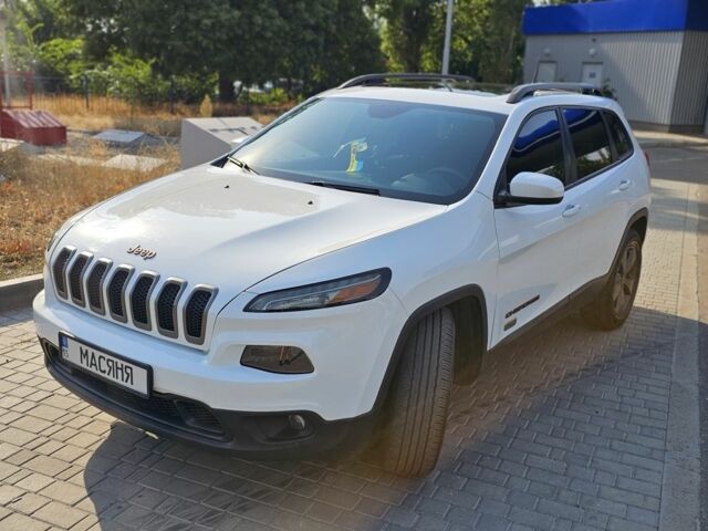 Білий Джип Cherokee, об'ємом двигуна 3.2 л та пробігом 136 тис. км за 14500 $, фото 7 на Automoto.ua