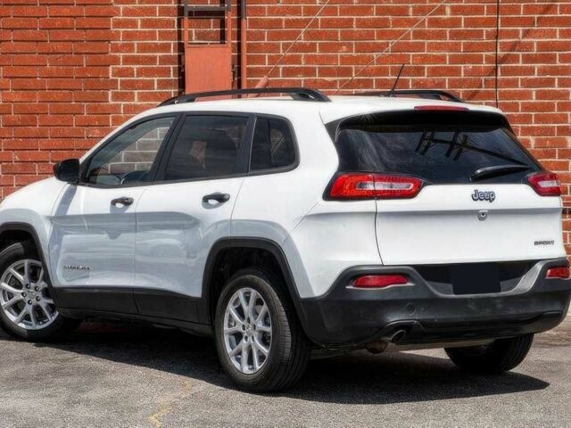 Белый Джип Чероки, объемом двигателя 2.4 л и пробегом 76 тыс. км за 8100 $, фото 5 на Automoto.ua