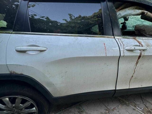 Белый Джип Чероки, объемом двигателя 2.4 л и пробегом 185 тыс. км за 4400 $, фото 11 на Automoto.ua