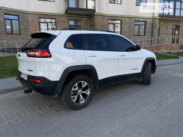 Білий Джип Cherokee, об'ємом двигуна 3.2 л та пробігом 162 тис. км за 16200 $, фото 4 на Automoto.ua