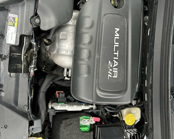 Белый Джип Чероки, объемом двигателя 2.36 л и пробегом 118 тыс. км за 13999 $, фото 21 на Automoto.ua