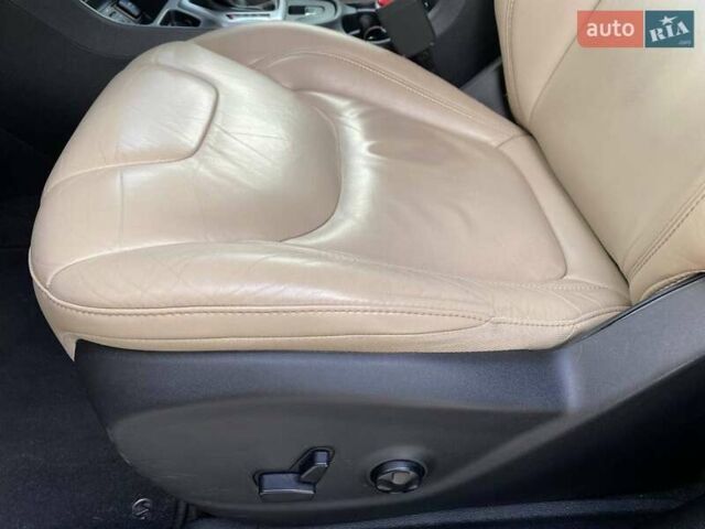Білий Джип Cherokee, об'ємом двигуна 2.36 л та пробігом 187 тис. км за 13490 $, фото 27 на Automoto.ua