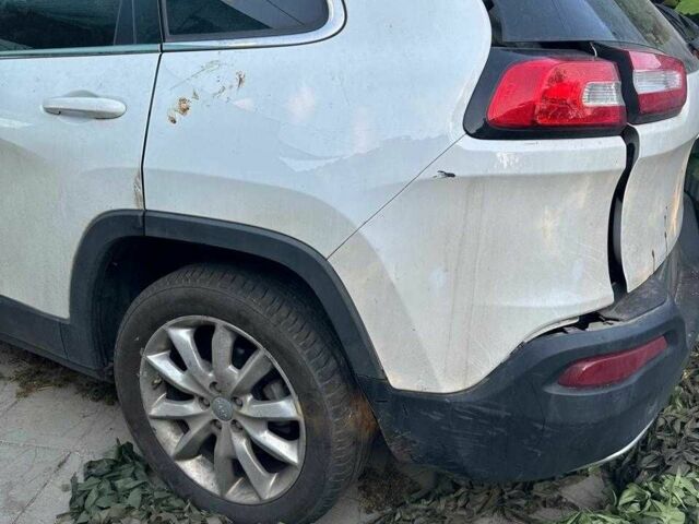 Белый Джип Чероки, объемом двигателя 2.4 л и пробегом 185 тыс. км за 4400 $, фото 8 на Automoto.ua