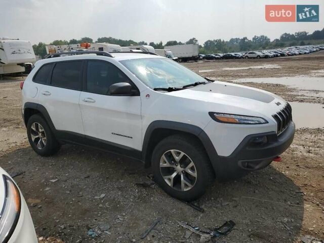 Білий Джип Cherokee, об'ємом двигуна 3.24 л та пробігом 142 тис. км за 2600 $, фото 3 на Automoto.ua