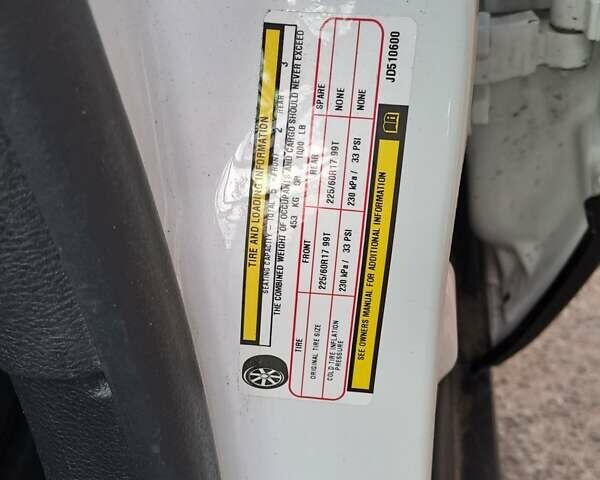 Белый Джип Чероки, объемом двигателя 2.36 л и пробегом 106 тыс. км за 16500 $, фото 7 на Automoto.ua