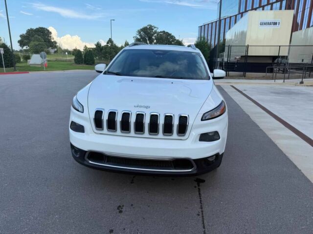 Білий Джип Cherokee, об'ємом двигуна 2.4 л та пробігом 68 тис. км за 6500 $, фото 2 на Automoto.ua
