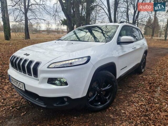 Білий Джип Cherokee, об'ємом двигуна 3.24 л та пробігом 71 тис. км за 13700 $, фото 10 на Automoto.ua
