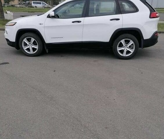 Белый Джип Чероки, объемом двигателя 0 л и пробегом 112 тыс. км за 7800 $, фото 1 на Automoto.ua