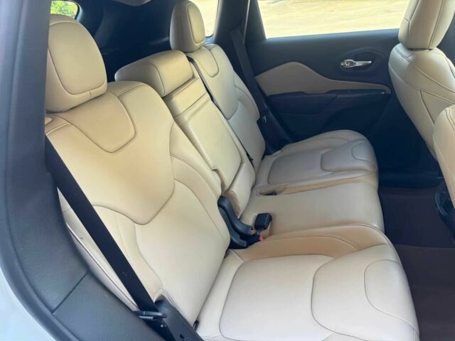 Белый Джип Чероки, объемом двигателя 2.4 л и пробегом 62 тыс. км за 7500 $, фото 8 на Automoto.ua