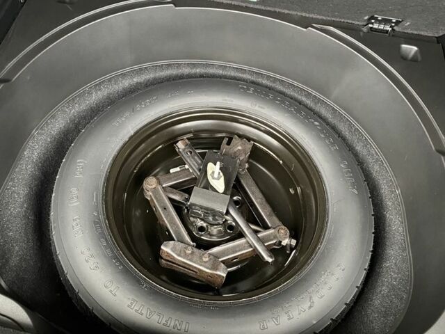 Білий Джип Cherokee, об'ємом двигуна 2.4 л та пробігом 71 тис. км за 15000 $, фото 15 на Automoto.ua