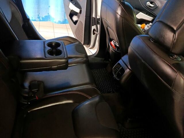 Джип Чероки 2017 в Кропивницком (Кировограде) на Automoto.ua Белый Джип Чероки, объемом двигателя 2.4 л и пробегом 217 тыс. км за 16500 $, фото 11 на Automoto.ua