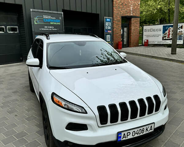 Білий Джип Cherokee, об'ємом двигуна 2.36 л та пробігом 152 тис. км за 13400 $, фото 2 на Automoto.ua