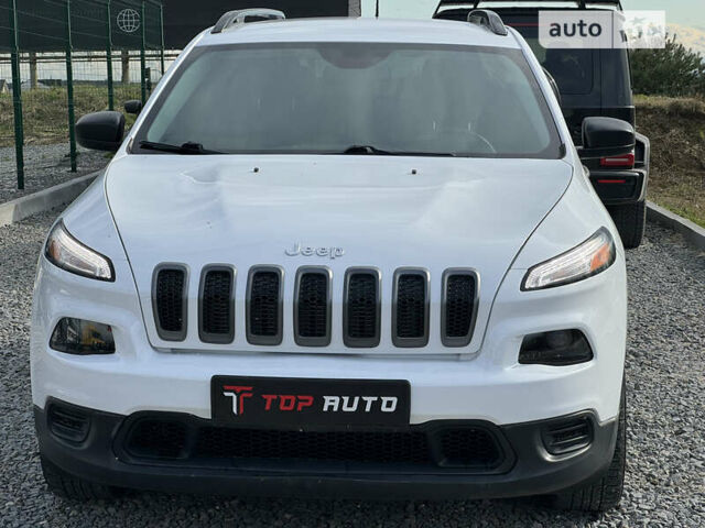 Білий Джип Cherokee, об'ємом двигуна 2.4 л та пробігом 92 тис. км за 13300 $, фото 6 на Automoto.ua