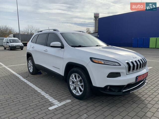 Белый Джип Чероки, объемом двигателя 2.36 л и пробегом 135 тыс. км за 12600 $, фото 7 на Automoto.ua