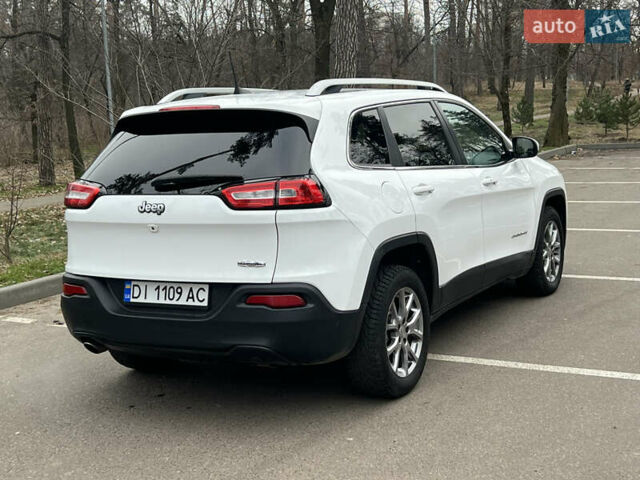 Білий Джип Cherokee, об'ємом двигуна 2.36 л та пробігом 146 тис. км за 13700 $, фото 3 на Automoto.ua