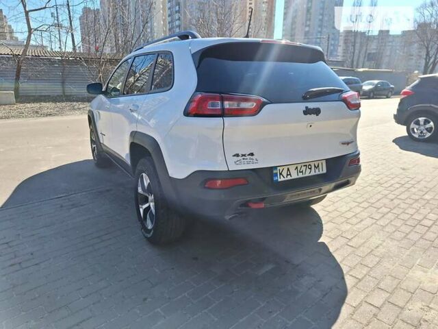 Білий Джип Cherokee, об'ємом двигуна 2.36 л та пробігом 119 тис. км за 17900 $, фото 9 на Automoto.ua