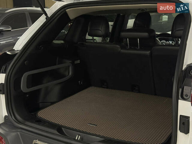 Белый Джип Чероки, объемом двигателя 2.36 л и пробегом 107 тыс. км за 12699 $, фото 24 на Automoto.ua