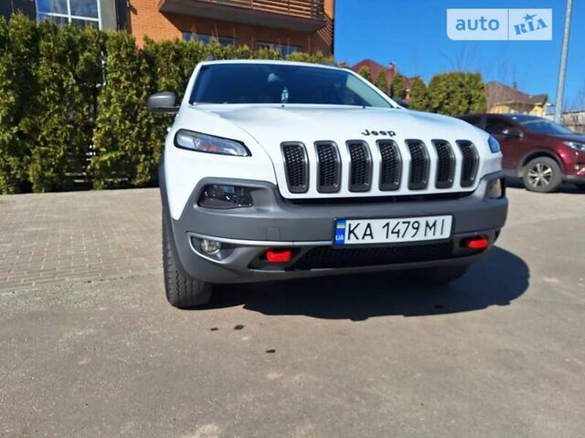 Білий Джип Cherokee, об'ємом двигуна 2.36 л та пробігом 119 тис. км за 17900 $, фото 17 на Automoto.ua