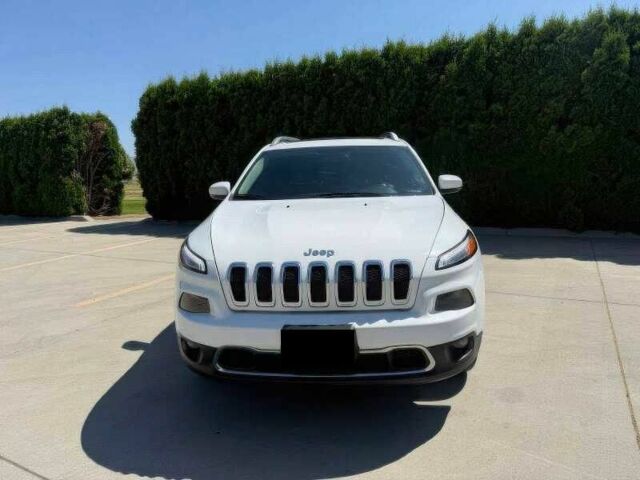 Білий Джип Cherokee, об'ємом двигуна 3.2 л та пробігом 88 тис. км за 6500 $, фото 4 на Automoto.ua