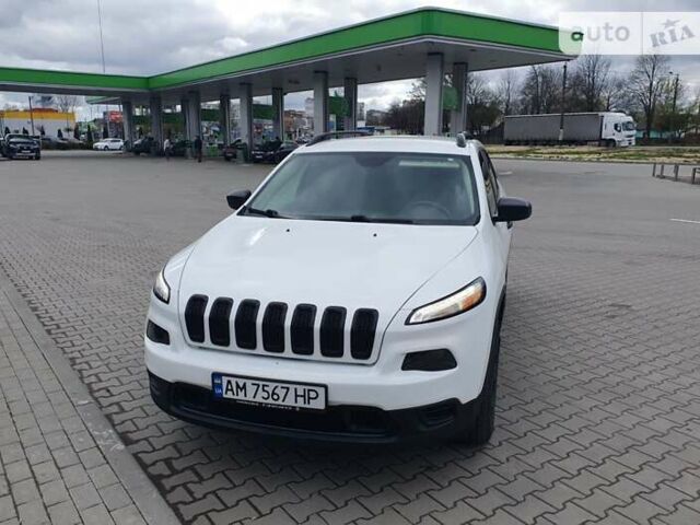 Білий Джип Cherokee, об'ємом двигуна 2.36 л та пробігом 115 тис. км за 14200 $, фото 32 на Automoto.ua