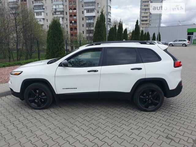 Білий Джип Cherokee, об'ємом двигуна 2.36 л та пробігом 115 тис. км за 14200 $, фото 3 на Automoto.ua