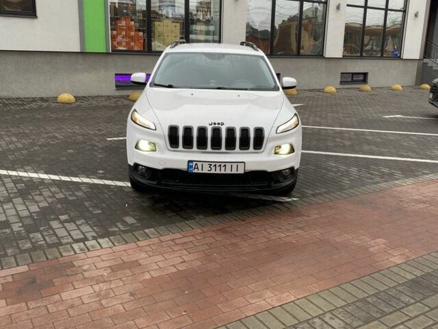 Білий Джип Cherokee, об'ємом двигуна 2.4 л та пробігом 71 тис. км за 15000 $, фото 7 на Automoto.ua