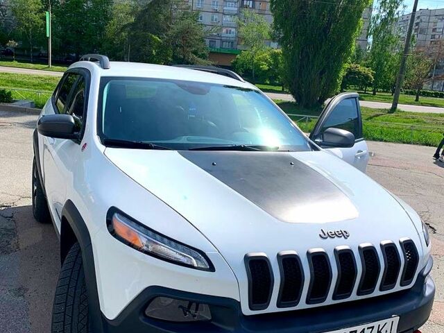 Білий Джип Cherokee, об'ємом двигуна 2.4 л та пробігом 96 тис. км за 18600 $, фото 12 на Automoto.ua