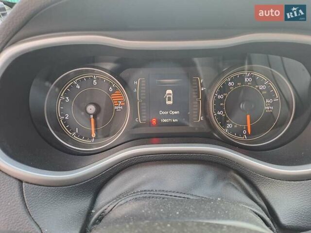 Белый Джип Чероки, объемом двигателя 2.36 л и пробегом 106 тыс. км за 16500 $, фото 14 на Automoto.ua