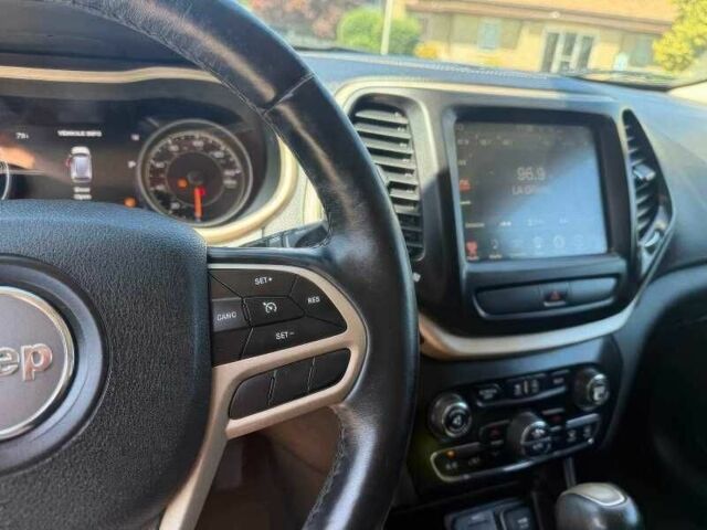 Білий Джип Cherokee, об'ємом двигуна 3.2 л та пробігом 88 тис. км за 6500 $, фото 21 на Automoto.ua