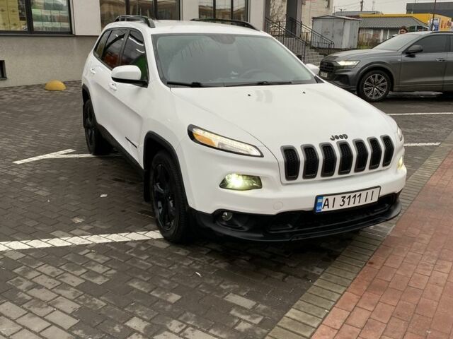 Білий Джип Cherokee, об'ємом двигуна 2.4 л та пробігом 71 тис. км за 15000 $, фото 8 на Automoto.ua
