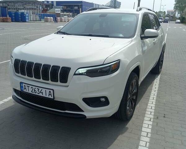 Білий Джип Cherokee, об'ємом двигуна 1.99 л та пробігом 60 тис. км за 18000 $, фото 21 на Automoto.ua