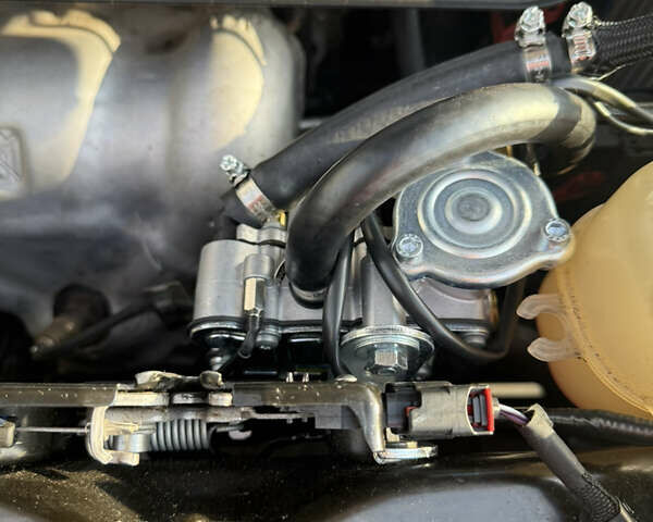 Белый Джип Чероки, объемом двигателя 2.4 л и пробегом 134 тыс. км за 16350 $, фото 22 на Automoto.ua