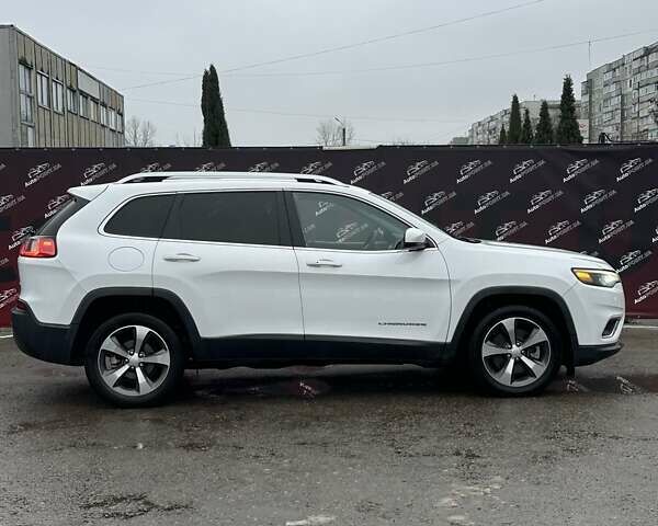 Білий Джип Cherokee, об'ємом двигуна 2.36 л та пробігом 127 тис. км за 16800 $, фото 3 на Automoto.ua