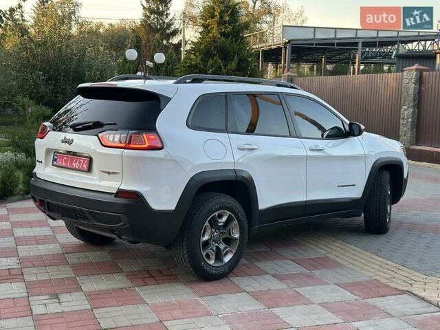 Белый Джип Чероки, объемом двигателя 3.2 л и пробегом 154 тыс. км за 18900 $, фото 10 на Automoto.ua