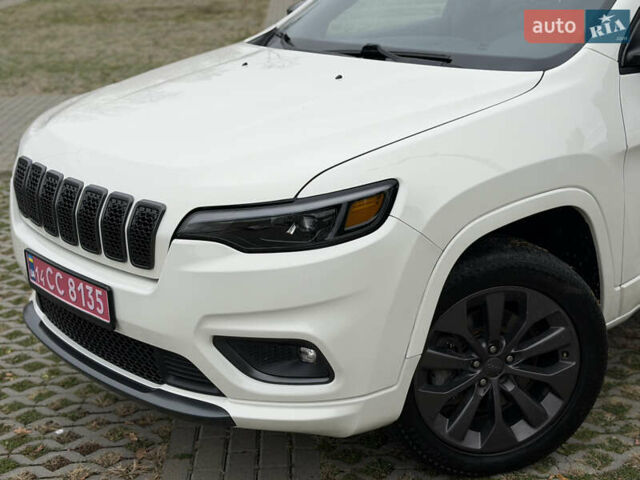 Білий Джип Cherokee, об'ємом двигуна 3.24 л та пробігом 114 тис. км за 18500 $, фото 4 на Automoto.ua