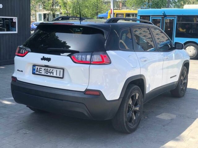 Білий Джип Cherokee, об'ємом двигуна 2.4 л та пробігом 99 тис. км за 17500 $, фото 17 на Automoto.ua