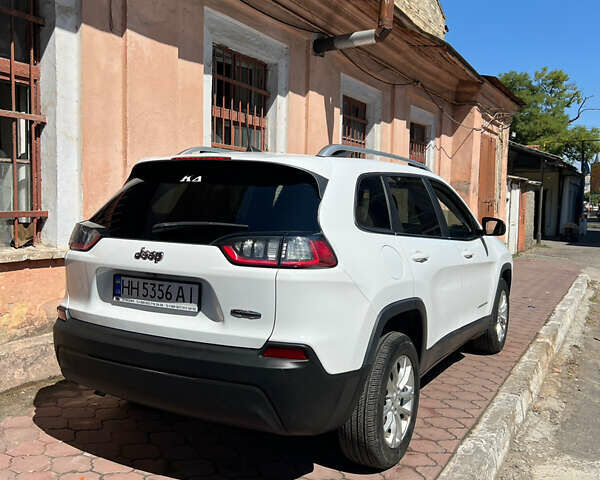 Білий Джип Cherokee, об'ємом двигуна 2.36 л та пробігом 149 тис. км за 14800 $, фото 6 на Automoto.ua
