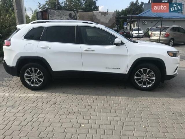 Білий Джип Cherokee, об'ємом двигуна 2.36 л та пробігом 46 тис. км за 17900 $, фото 3 на Automoto.ua