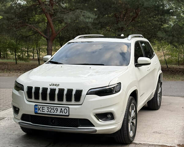 Белый Джип Чероки, объемом двигателя 2.18 л и пробегом 76 тыс. км за 24500 $, фото 2 на Automoto.ua