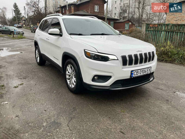 Білий Джип Cherokee, об'ємом двигуна 2.36 л та пробігом 157 тис. км за 15500 $, фото 1 на Automoto.ua