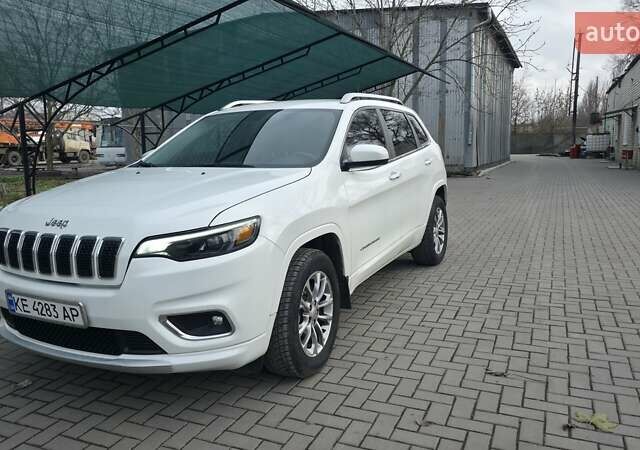 Белый Джип Чероки, объемом двигателя 2.36 л и пробегом 137 тыс. км за 16000 $, фото 14 на Automoto.ua