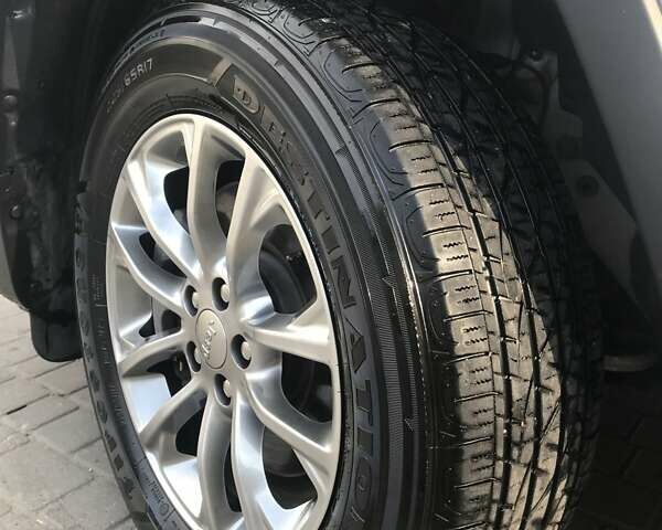 Білий Джип Cherokee, об'ємом двигуна 2.36 л та пробігом 46 тис. км за 17900 $, фото 7 на Automoto.ua