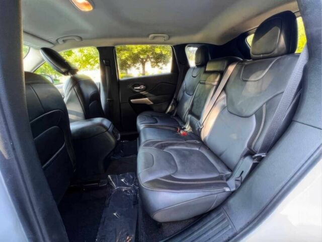 Белый Джип Чероки, объемом двигателя 3.2 л и пробегом 36 тыс. км за 12100 $, фото 10 на Automoto.ua