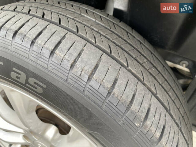 Білий Джип Cherokee, об'ємом двигуна 2.36 л та пробігом 149 тис. км за 13800 $, фото 41 на Automoto.ua