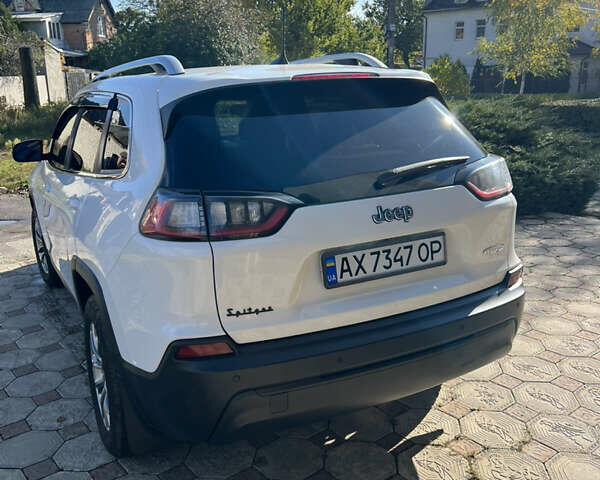 Белый Джип Чероки, объемом двигателя 2.4 л и пробегом 145 тыс. км за 16500 $, фото 3 на Automoto.ua