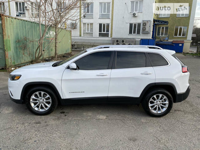 Білий Джип Cherokee, об'ємом двигуна 2.36 л та пробігом 82 тис. км за 17000 $, фото 15 на Automoto.ua