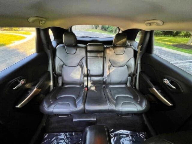 Белый Джип Чероки, объемом двигателя 3.2 л и пробегом 36 тыс. км за 12100 $, фото 11 на Automoto.ua