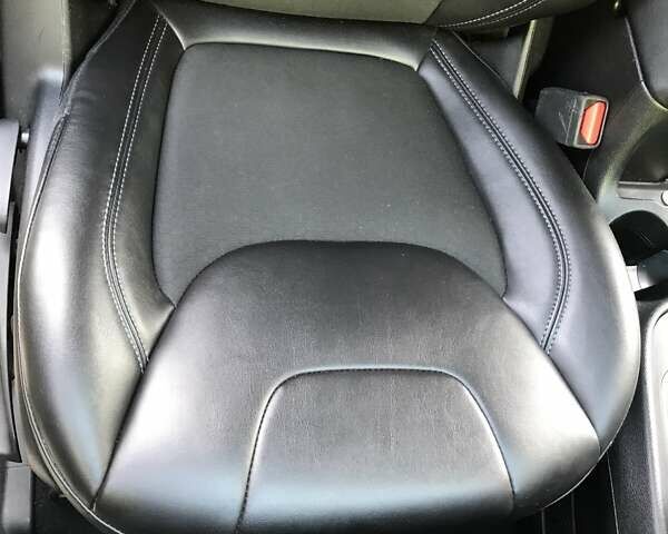 Білий Джип Cherokee, об'ємом двигуна 2.36 л та пробігом 46 тис. км за 17900 $, фото 17 на Automoto.ua